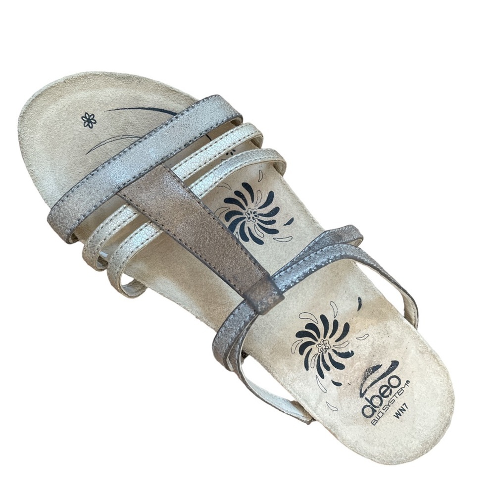 Abeo bio system Natural footbed Slide Sandal Mixed Metallic Women’s size 7 EUC